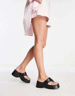 Discount 🎁 Public Desire Kaye Chunky Flatform 🩴 Sandals In Black For Women 💯 -Outlet Women's Public Desire Store unnamed file 1393