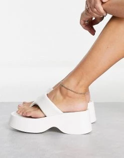 Promo 👏 Public Desire Kaye Chunky Flatform 🩴 Sandals In Off White For Women 👏 -Outlet Women's Public Desire Store unnamed file 1417
