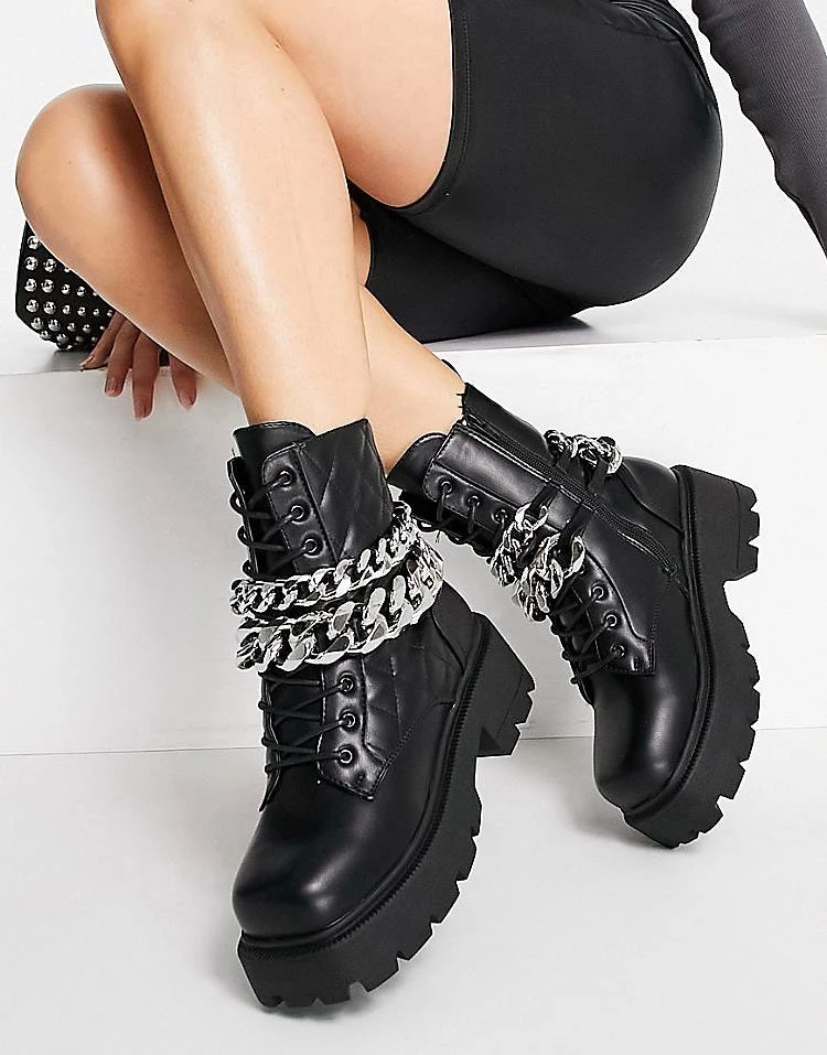 New ๐ Public Desire Advantage Chunky Flat Ankle ๐ฅพ Boots With Chain Trim In Black For Women โจ 3 New ๐ Public Desire Advantage Chunky Flat Ankle ๐ฅพ Boots With Chain Trim In Black For Women โจ