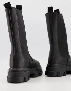 Cheapest 🔔 Public Desire Boston Chunky Chelsea 🥾 Boots In Black For Women 😉 -Outlet Women's Public Desire Store unnamed file 2913