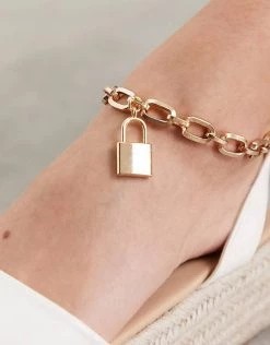 Best Pirce 🥰 Public Desire Wide Fit Dubai Flatform Espadrille 🩴 Sandals With Padlock Detail In White For Women 👍 10 Best Pirce 🥰 Public Desire Wide Fit Dubai Flatform Espadrille 🩴 Sandals With Padlock Detail In White For Women 👍 -Outlet Women's Public Desire Store unnamed file 2958