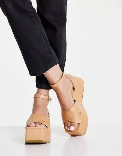 Coupon ⌛ Public Desire Elevate Platform 🩴 Sandals In Camel For Women Camel Pu 👍 -Outlet Women's Public Desire Store unnamed file 3057