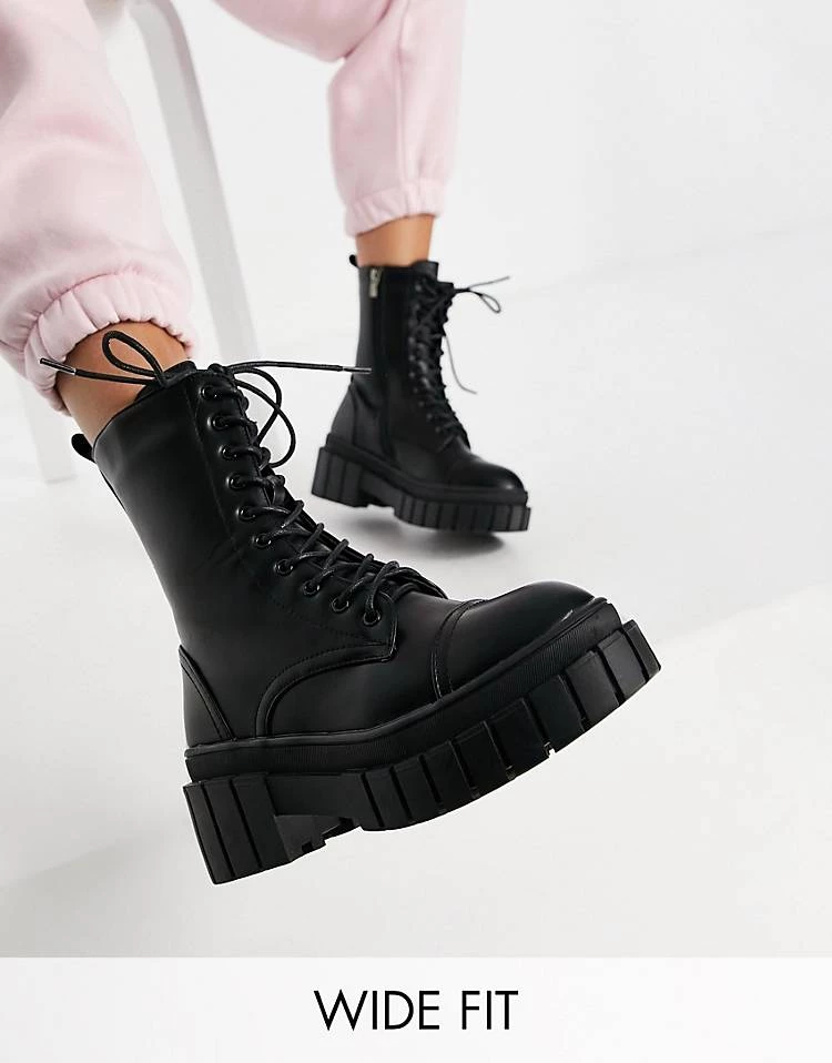 Promo 🤩 Public Desire Wide Fit Omega Chunky Lace Up 🥾 Boots In Black For Women 🎁 3 Promo 🤩 Public Desire Wide Fit Omega Chunky Lace Up 🥾 Boots In Black For Women 🎁