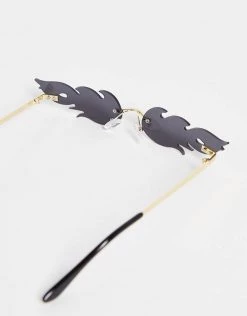 Promo 🥰 Public Desire Mini Flames 👓 Sunglasses In Black For Unisex ⭐ -Outlet Women's Public Desire Store unnamed file 37