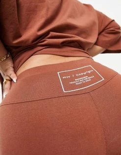 Deals 💯 Public Desire Curve Motif Bodycon Short In Chocolate For Women 🎁 -Outlet Women's Public Desire Store unnamed file 4107