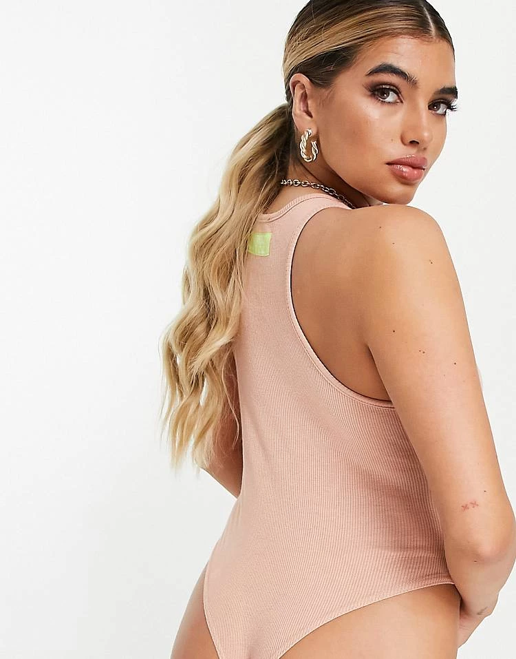 Cheapest โค๏ธ Public Desire Racer Neck Body Co Ord In Peach For Women ๐งจ 4 Cheapest โค๏ธ Public Desire Racer Neck Body Co Ord In Peach For Women ๐งจ - Image 2